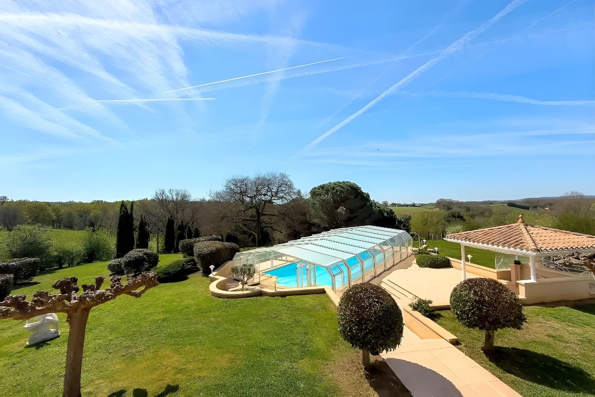 Vente Propriété 10&nbsp;Pièces 347&nbsp;m² Graulhet