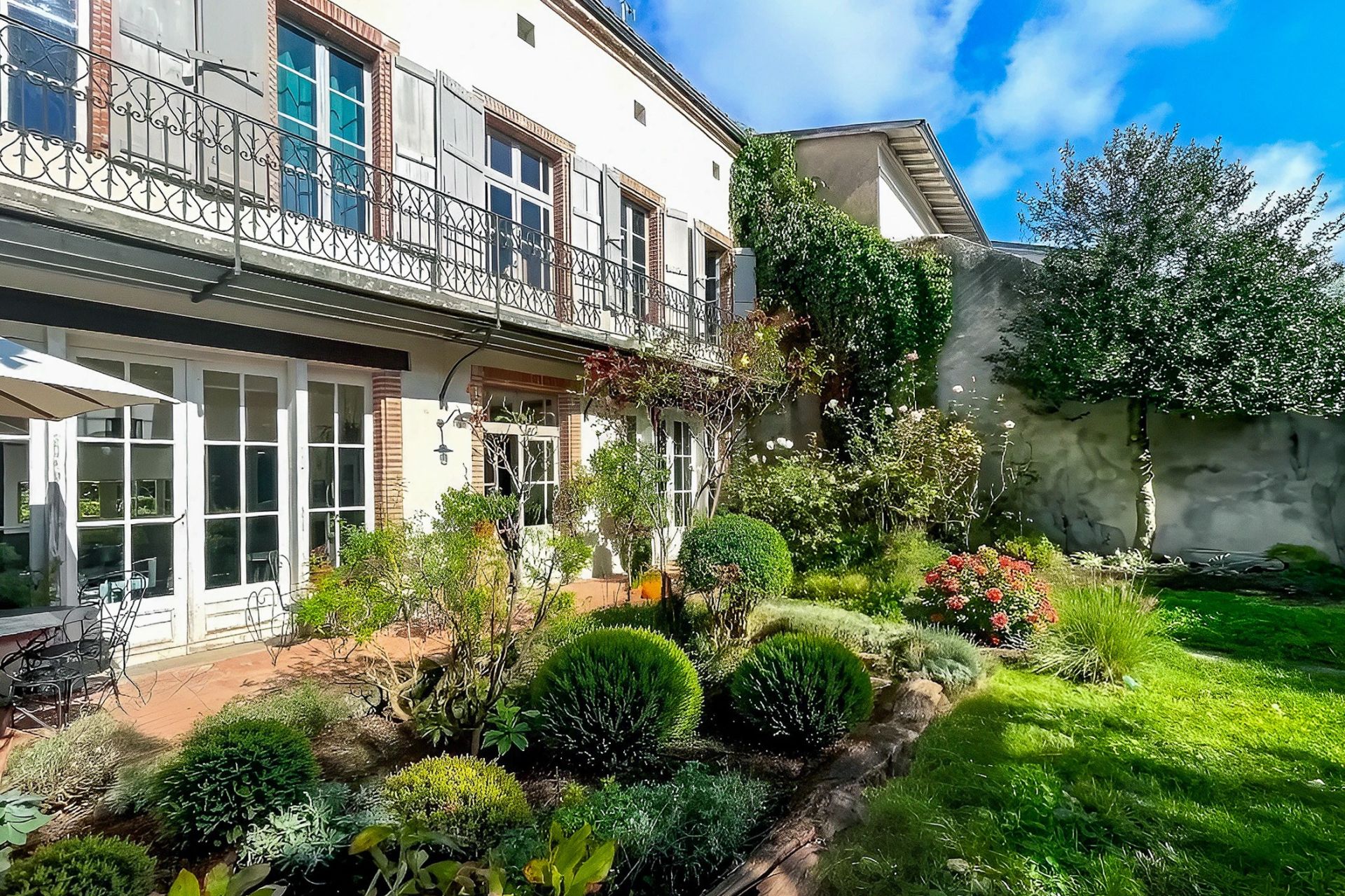 Vente Maison de ville 12&nbsp;Pièces 330&nbsp;m² Montauban