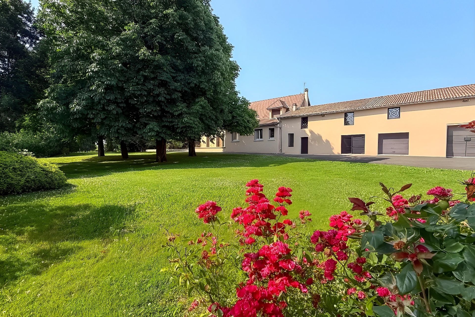 Vente Propriété 16 Pièces 423 m² Montauban