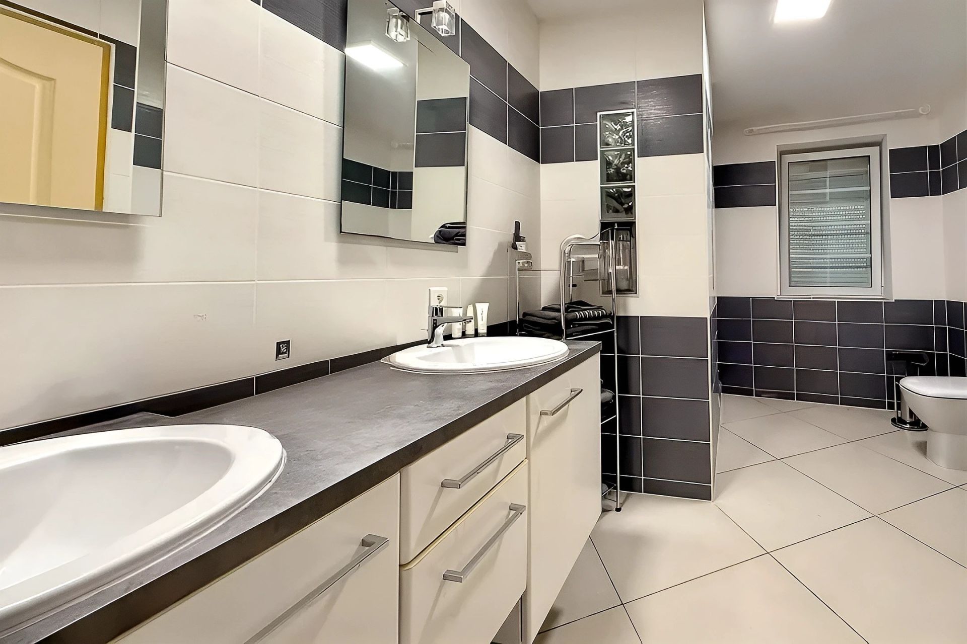 Vente Propriété 11&nbsp;Pièces 549&nbsp;m² Montauban