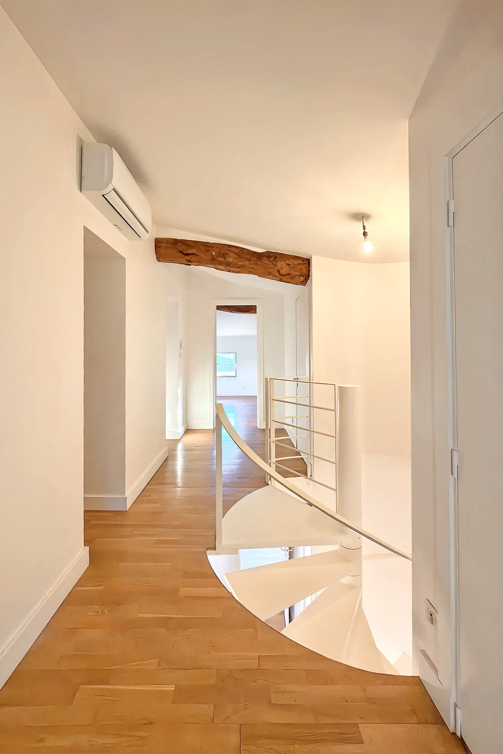 Vente Propriété 11&nbsp;Pièces 542&nbsp;m² Puygaillard-de-Quercy