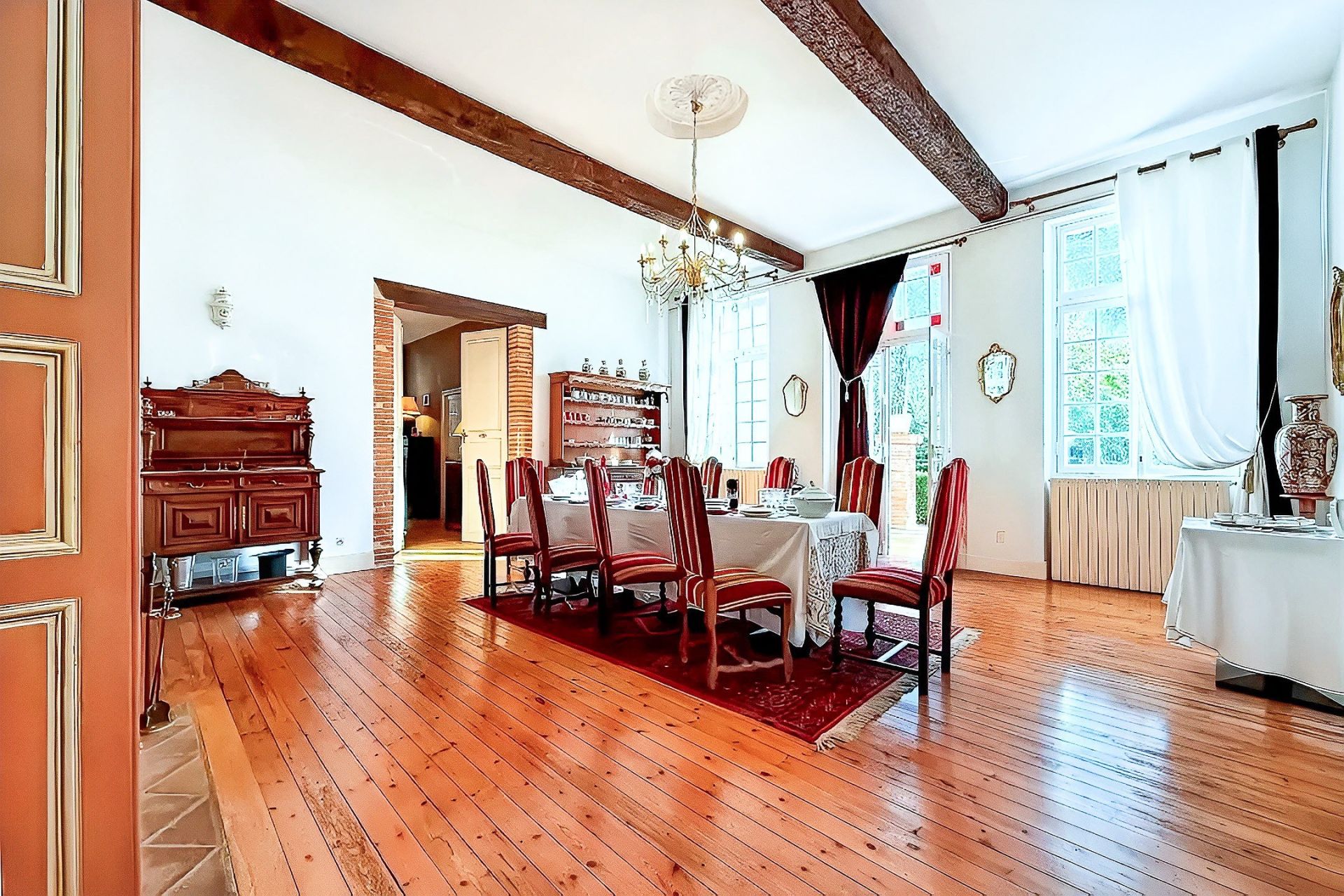 Vente Propriété 10&nbsp;Pièces 388&nbsp;m² Montauban