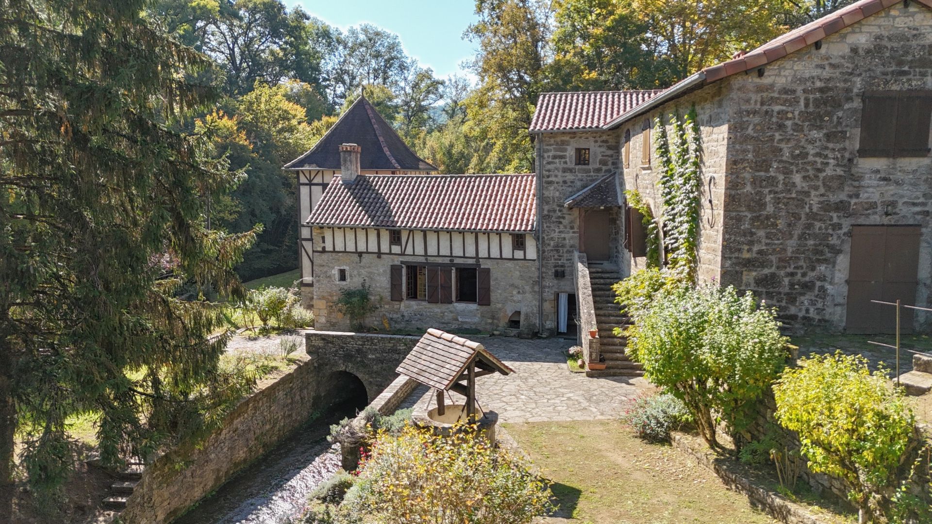 Vente Moulin 8&nbsp;Pièces 251&nbsp;m² Caylus