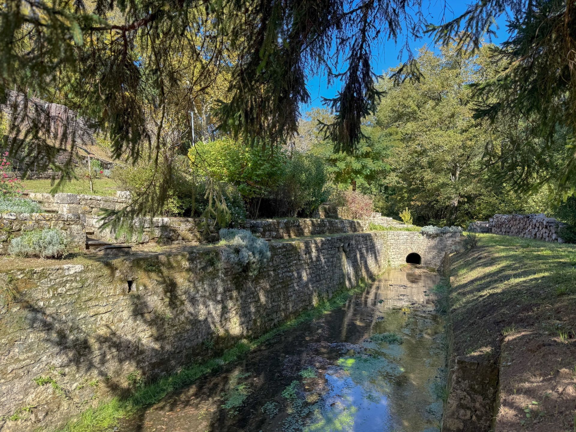 Vente Moulin 8&nbsp;Pièces 251&nbsp;m² Caylus