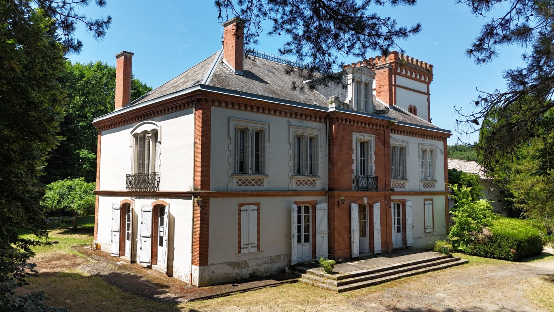 Vente Château 15&nbsp;Pièces 840&nbsp;m² Saint-Nauphary