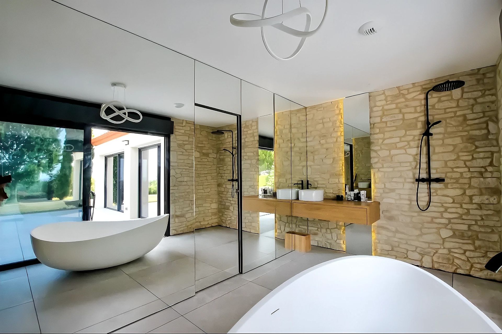 Vente Maison 6&nbsp;Pièces 209&nbsp;m² Montauban