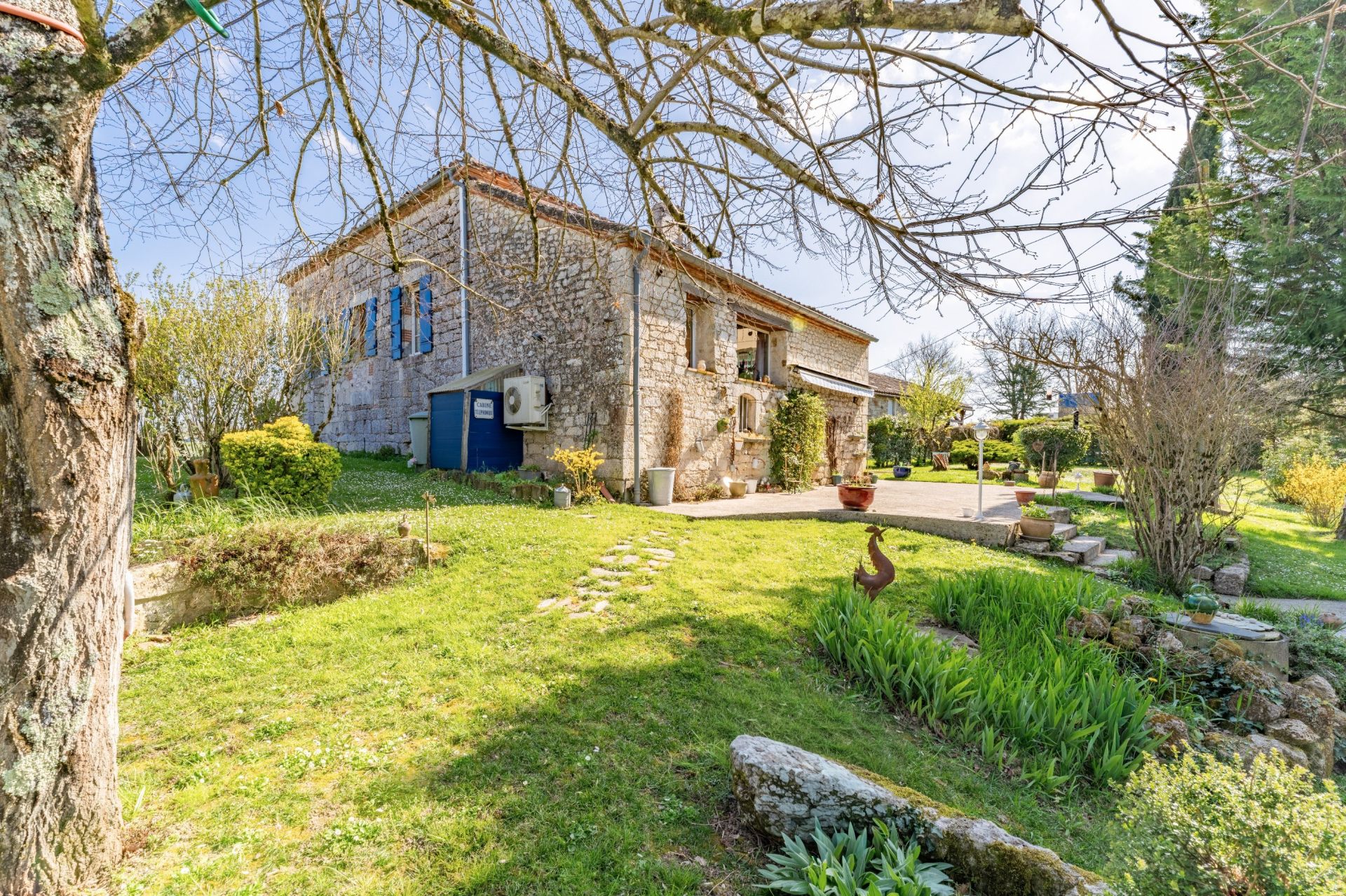Vente Maison 8&nbsp;Pièces 241&nbsp;m² Boudou