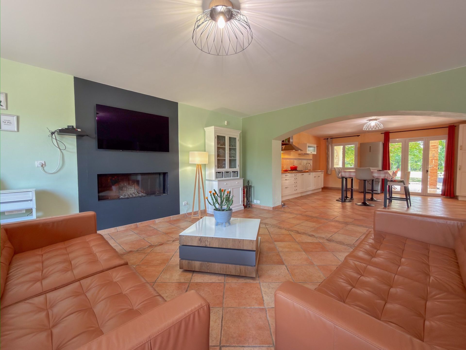 Vente Maison 6&nbsp;Pièces 232&nbsp;m² La Ville-Dieu-du-Temple