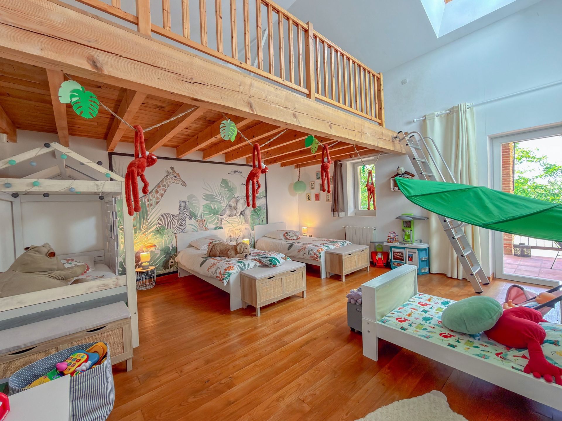 Vente Maison 6&nbsp;Pièces 221&nbsp;m² La Ville-Dieu-du-Temple