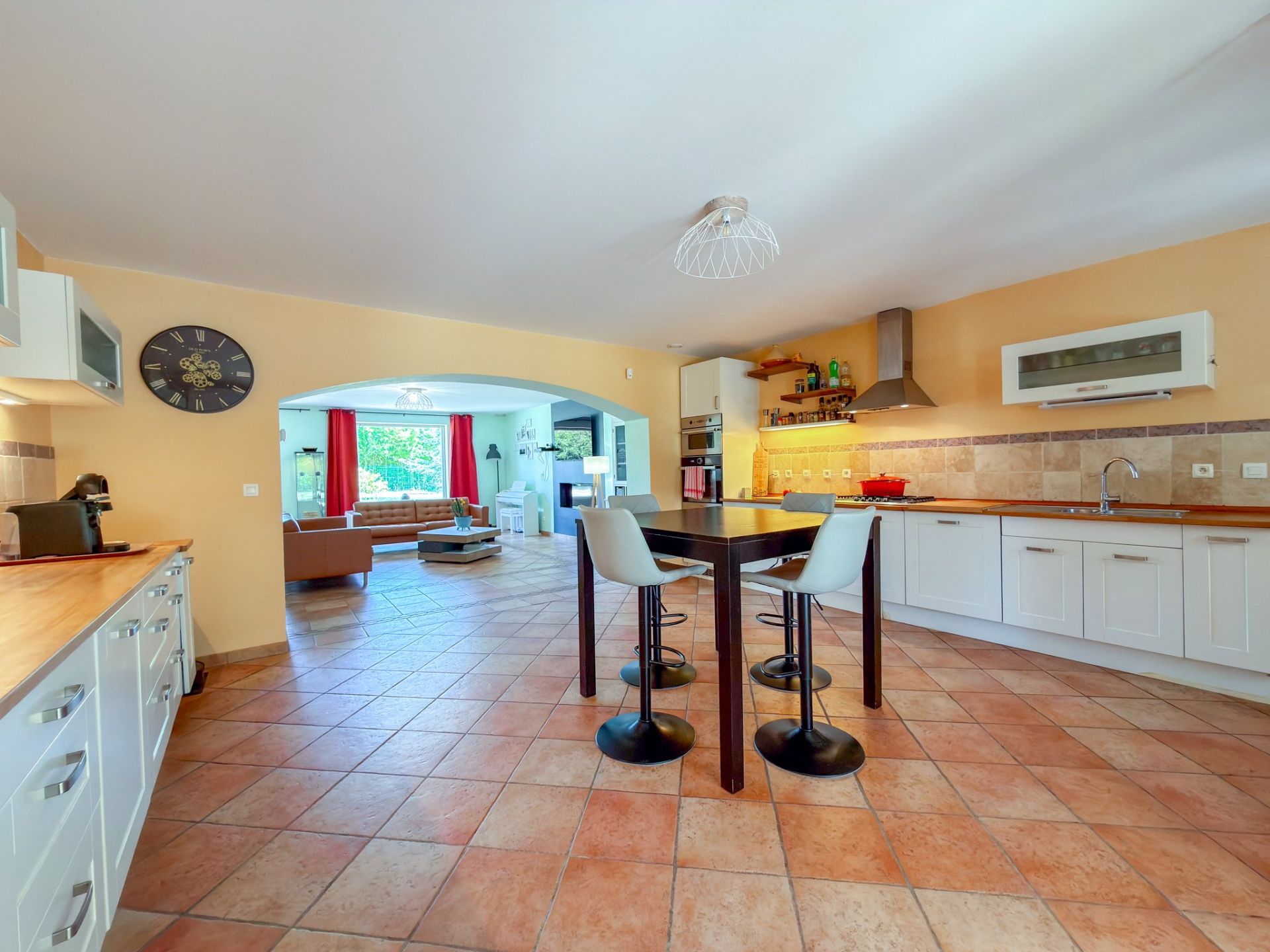 Vente Maison 6&nbsp;Pièces 221&nbsp;m² La Ville-Dieu-du-Temple