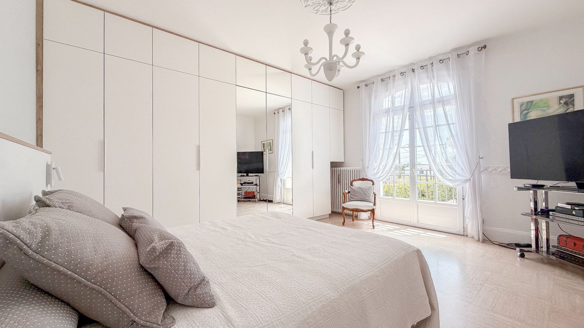 Vente Maison 10&nbsp;Pièces 344&nbsp;m² Montauban
