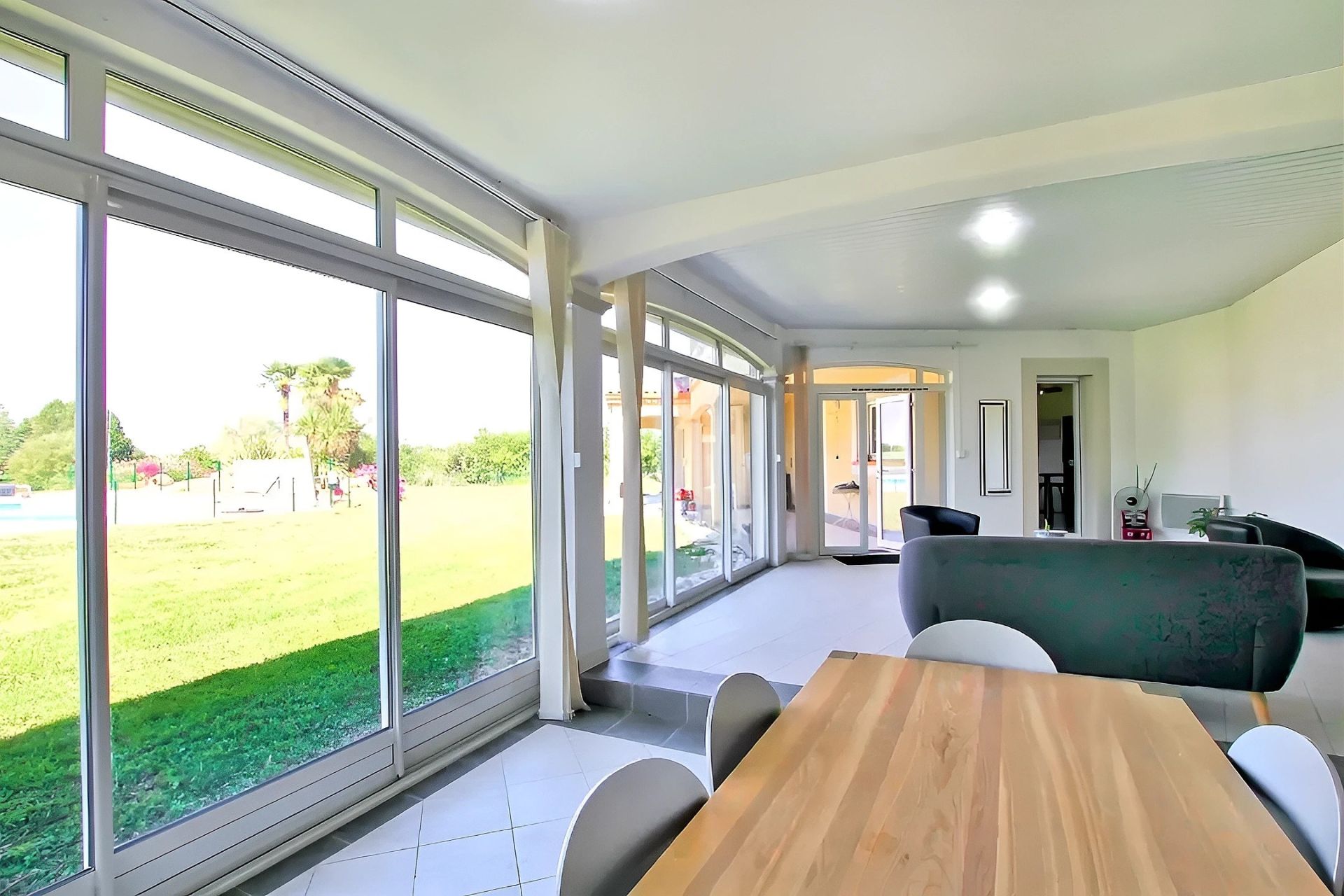 Vente Maison 10 Pièces 320 m² Montauban