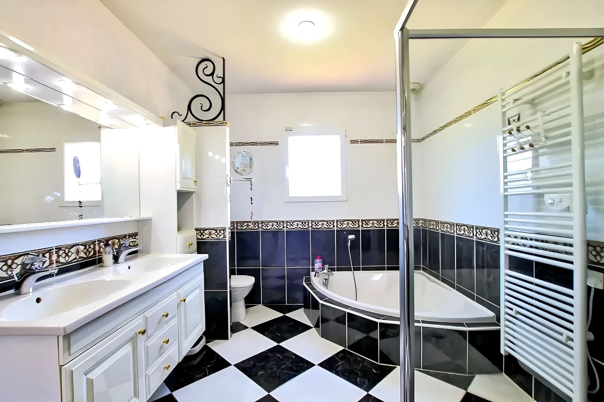 Vente Maison 10&nbsp;Pièces 320&nbsp;m² Montauban