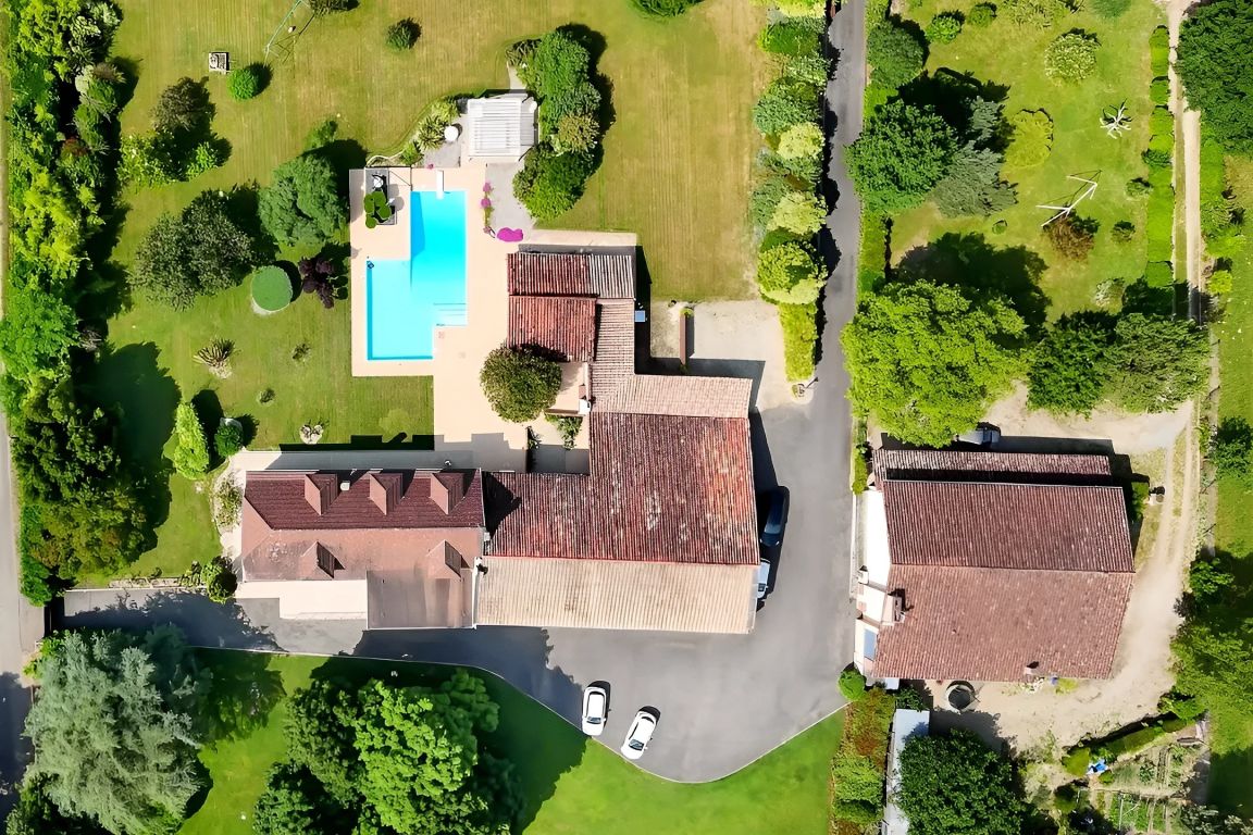 propriété 16 Pièces en vente sur MONTAUBAN (82000) - Plus de details