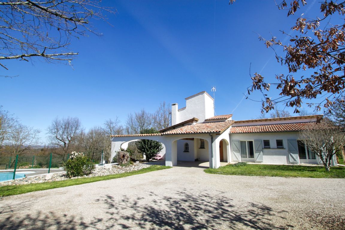 Vente Maison 7 Pièces 210 m² Montauban
